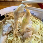 支那そば専門店 へいきち 東金店 - メンマリフト。長い。