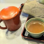 そば処 山和 - 蕎麦湯で出汁を蕎麦湯に、素晴らしい。