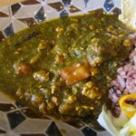 森林食堂 - ほうれん草キーマ ＆ 猪カレー