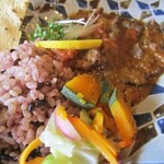 森林食堂 - ほうれん草キーマ ＆ 猪カレー