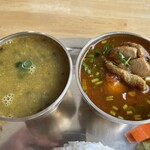 アンナプルナ - ダル、チキンカレー