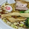 Hanaya - 「ラーメンと小チャーハンセット」の醤油ラーメンのアップ…