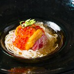 神戸牛512 - 島原手延素麺と神戸牛素麺 北海道産うにといくらをのせて