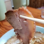 佐野らーめん 麺屋 翔稀 - チャーシューリフト