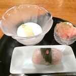 Miyagawachou Suiren - 蕗の薹ブラマンジェ　苺シャーベット　桜餅
