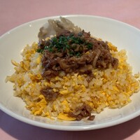 シェフス - 肉のせ炒飯