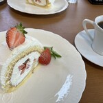 フレッシュ ケーキ カフェ - 苺のケーキ、コーヒー