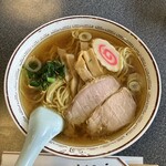 Rairai Ken - ラーメンセット(ミニサラダ+半ライス+甘酢かけ揚げワンタン) 950円