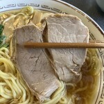 Rairai Ken - ラーメン 豚肩ロースチャーシュー