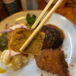 洋食　こばやし - 泣かせる厚焼き玉子がアクセント