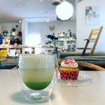 Sweets market cafe - 