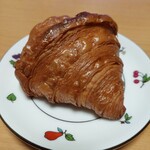 Croissant Factory MIL - 料理写真:MILクロワッサン(280円)
