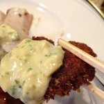 神戸パリ食堂 - 自家製のタルタルソースが大粒の牡蠣とコラボする◎