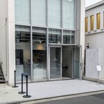 エクラ ドゥ ショコラ ルイ・ロブション - 店頭