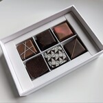 Éclat De Chocolat Louis Robuchon - エクラ ドゥ ショコラ "ル スペシャル" 　4,200円