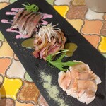 トリワイン ＰＩＫＯＳＨＨＨＵ - カルパッチョ３種盛り