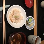 京懐石とゆば料理 松山閣 - 筍ごはんも、お代わりが欲しかったんですよ。