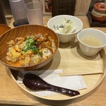 Nagoya Kochin Oyakodon Tori Shimizu - 