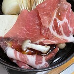 乃ざ喜 - 肉鍋豚定食950円＋卵50円？