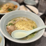三国中国料理店 - ラーメン