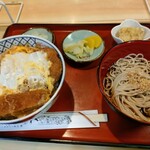 稲廼家 - かつ丼セット（冷たいそば）1000円