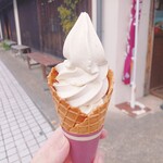 Kafe Inaponte - 黒豆ソフトクリーム