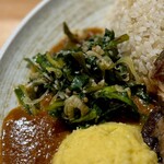 吉田カレー  - ニラとネギのアチャール