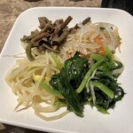 焼肉・韓国料理 牛べえ - ナムル@¥730