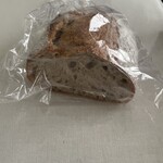パン・菓子工房 oui - カンパーニュ　340円