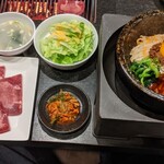 Yakiniku Gokuen - タン塩ランチ（石焼ビビンバ）・・・1630円（税込）