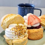 CHAKU - ■いちごウユクリームスコーン
■ウユクリームスコーン