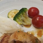 キッチン ブルー グローブ - ポテサラ、野菜も新鮮！