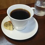 キッチン ブルー グローブ - ホットコーヒーのアップ