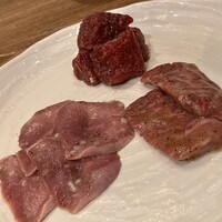 炭火焼肉ホルモン うしごろ 中目黒店 - 