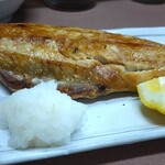 伊勢芳 - ほっけ焼き　フワフワで脂のりのり