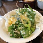 トーマスカフェ - 手作りドレッシングも3種類