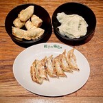 餃子の福包 - トリオ(焼き餃子・揚げ餃子・水餃子)