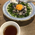 鳥良商店 - 鶏ユッケの青ねぎまみれ