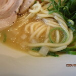 キラメキノトリ - 麺とスープ