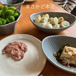 Masakado - せんべろセット　いかの塩辛と冷奴は小鉢をシェアした後なので量は半分になってます