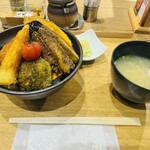 新潟カツ丼 タレカツ - 野菜カツ丼