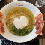 黄金の塩らぁ麺 ドゥエイタリアン - 