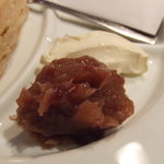 カフェ マメヒコ - きな粉スコーン紅絞りあん添え