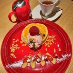 Musashino Mori Kohi - シーズナルコースのいちごのパンケーキ+セットドリンク(写真はホットティーのプレミアムアールグレイ)
