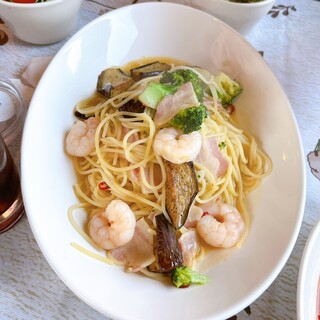 隣の洋食屋さん ブラボーパパ_0