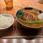支那麺 はしご 本店 - 