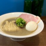 むかん 初台 - 煮干しラーメン（片口、平子、鯵、浅利）・味玉TP