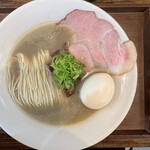むかん 初台 - 煮干しラーメン（片口、平子、鯵、浅利）・味玉TP