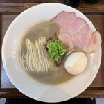 むかん 初台 - 煮干しラーメン（片口、平子、鯵、浅利）・味玉TP