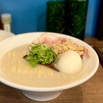 むかん 初台 -  鯛塩ラーメン 静岡県産・味玉TP